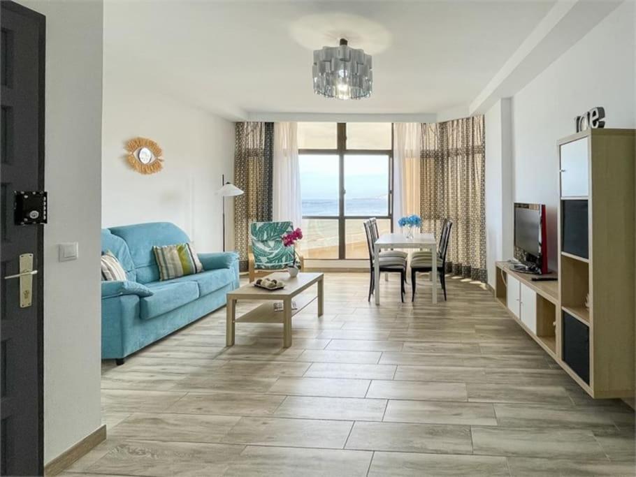Beachfront Apartment Incl Highspeed Wifi Melenara Luaran gambar
